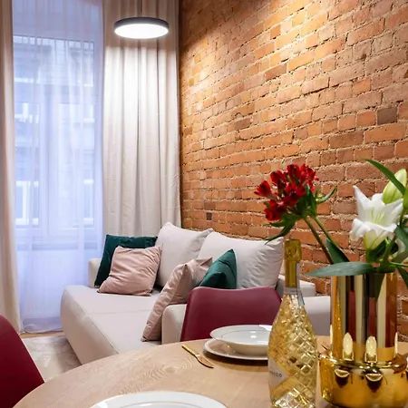 Comfy Modern In Old Town Parking Properunit