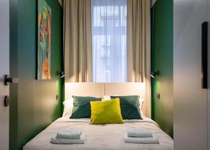 Comfy Modern In Old Town Parking Properunit