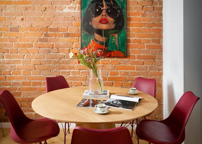 Apartmán Comfy Modern In Old Town Parking Properunit